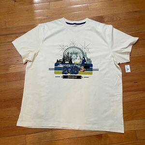 Disney Parks Mens T Shirt Size XXL 2XL Disney World Disneyland 2013 Mickey NEW